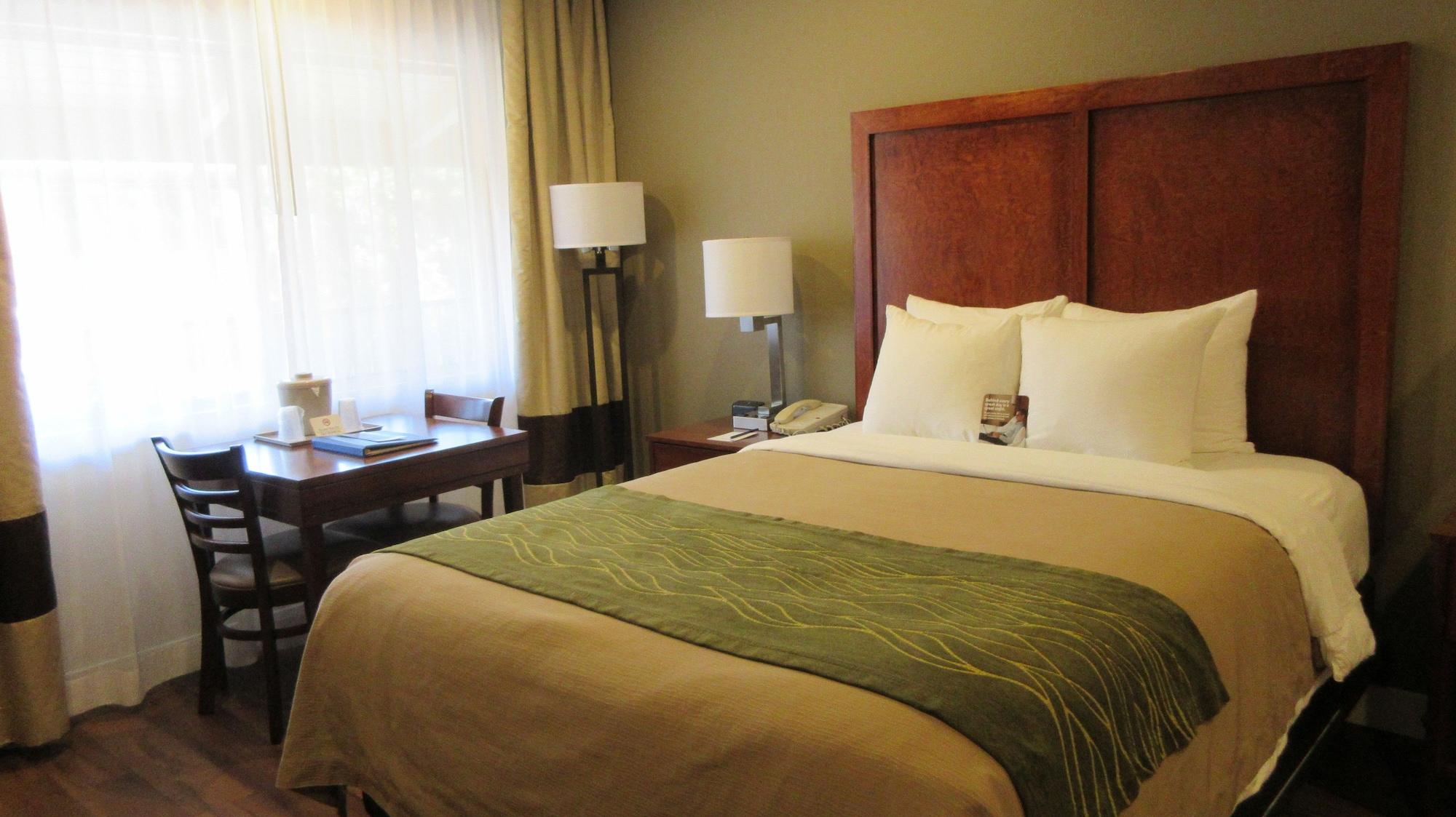 Comfort Inn Бишоп Экстерьер фото