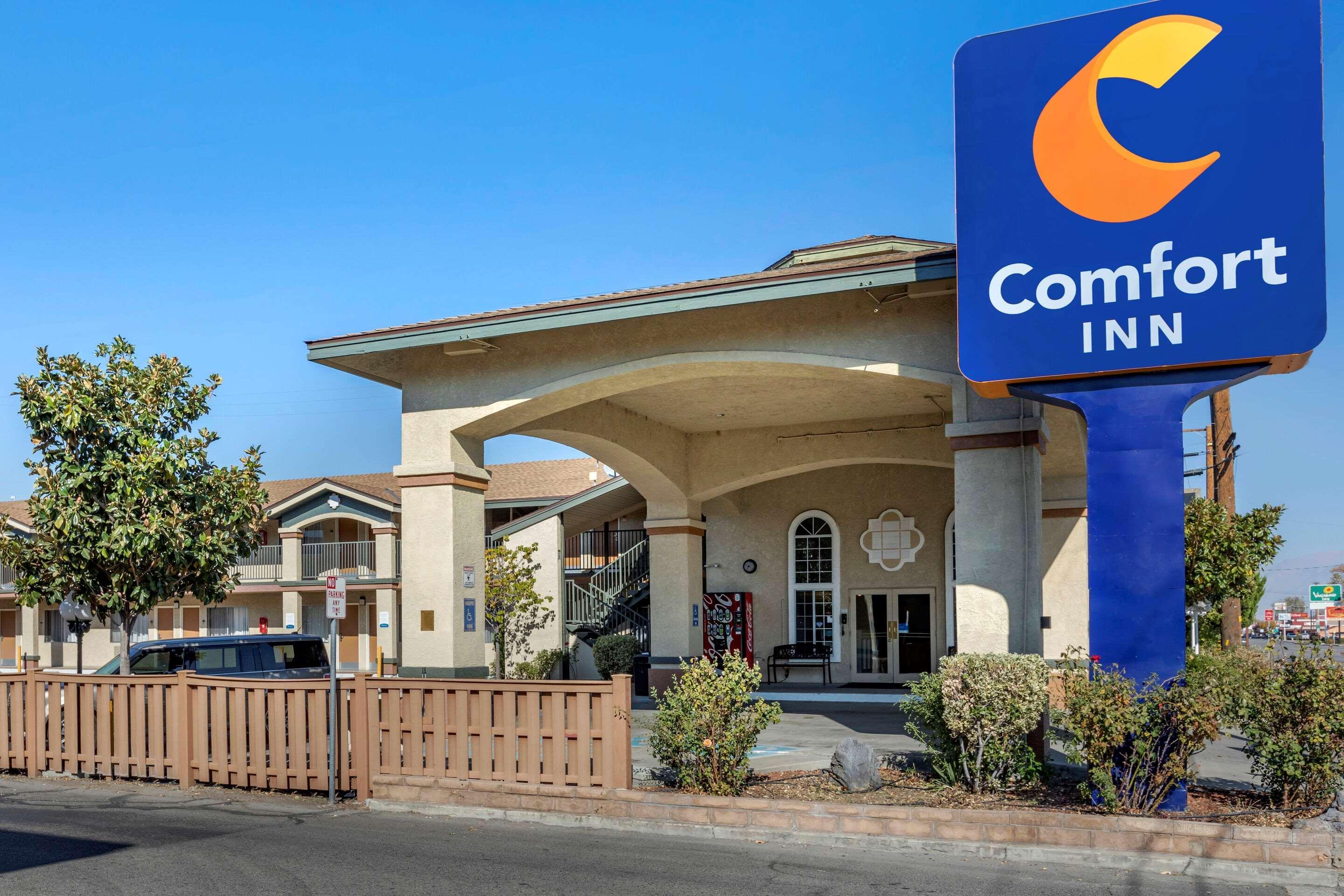 Comfort Inn Бишоп Экстерьер фото